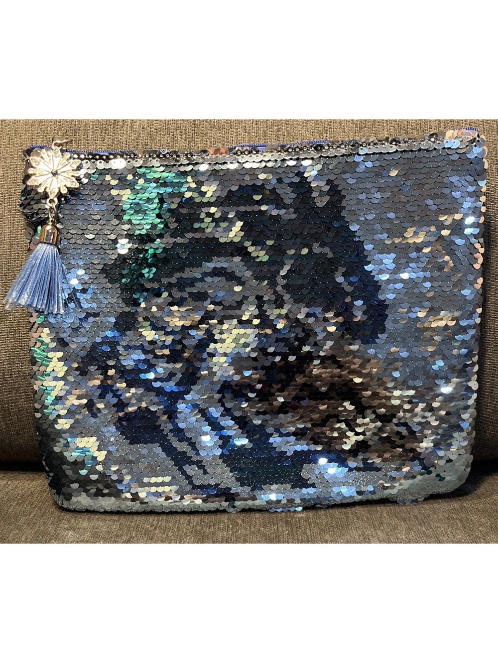 NWOT Disney Frozen 2 Fearless Sequin Reversible Blue-silver Clutch with Tassel